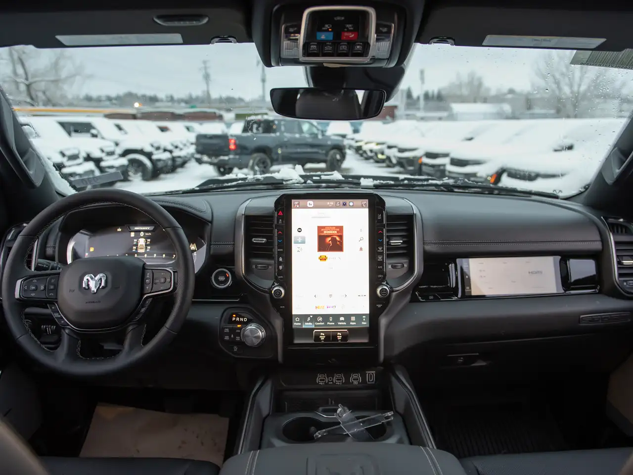 RAM 1500 снимка RAM 1500