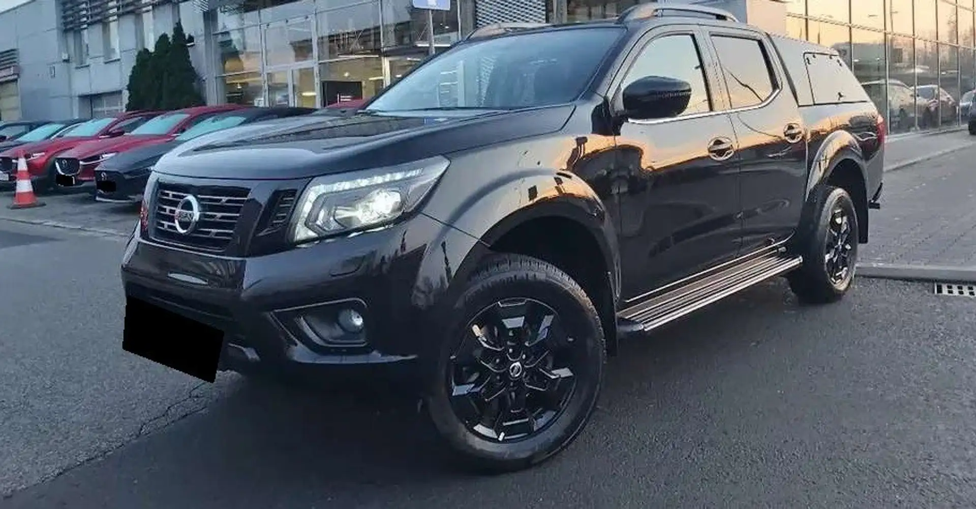 Nissan Navara - 1