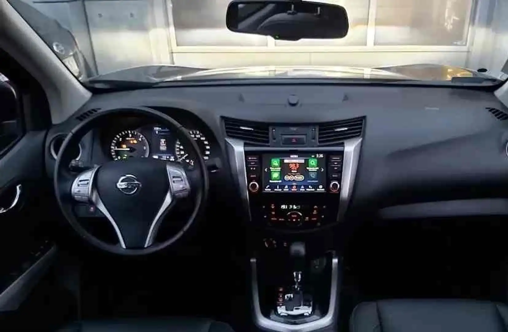 Nissan Navara - 2