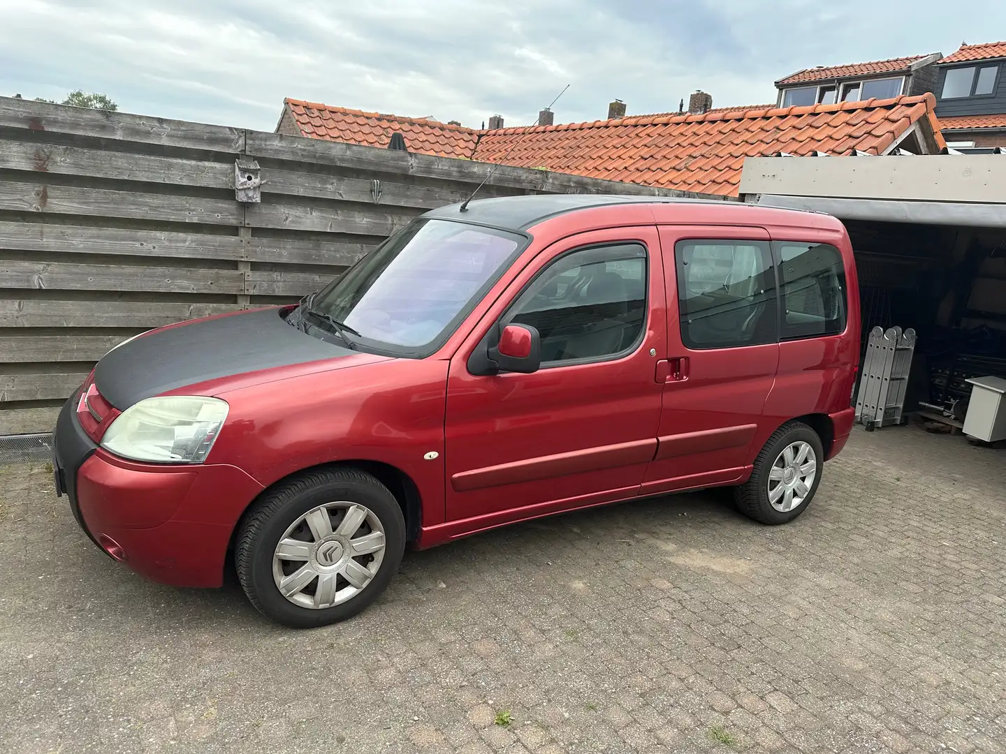 Citroen Berlingo Berlingo 1.6i 16V M.sp. CoolT Rood - 1