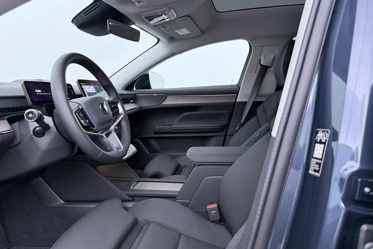 Volvo ES90 2026