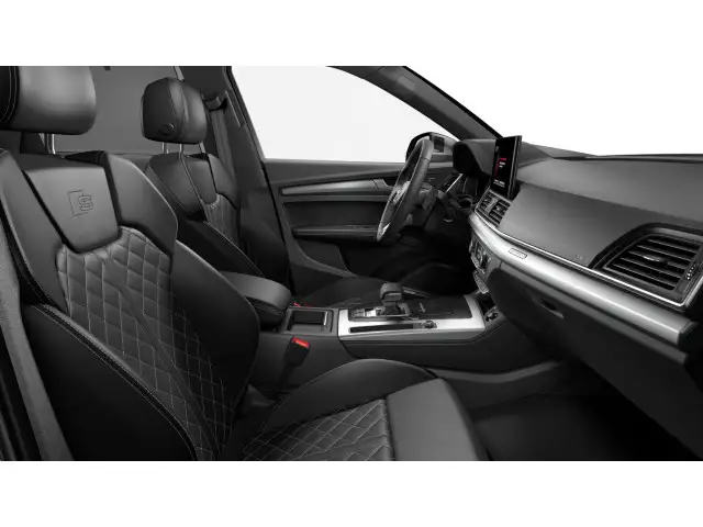 Audi SQ5 view 7