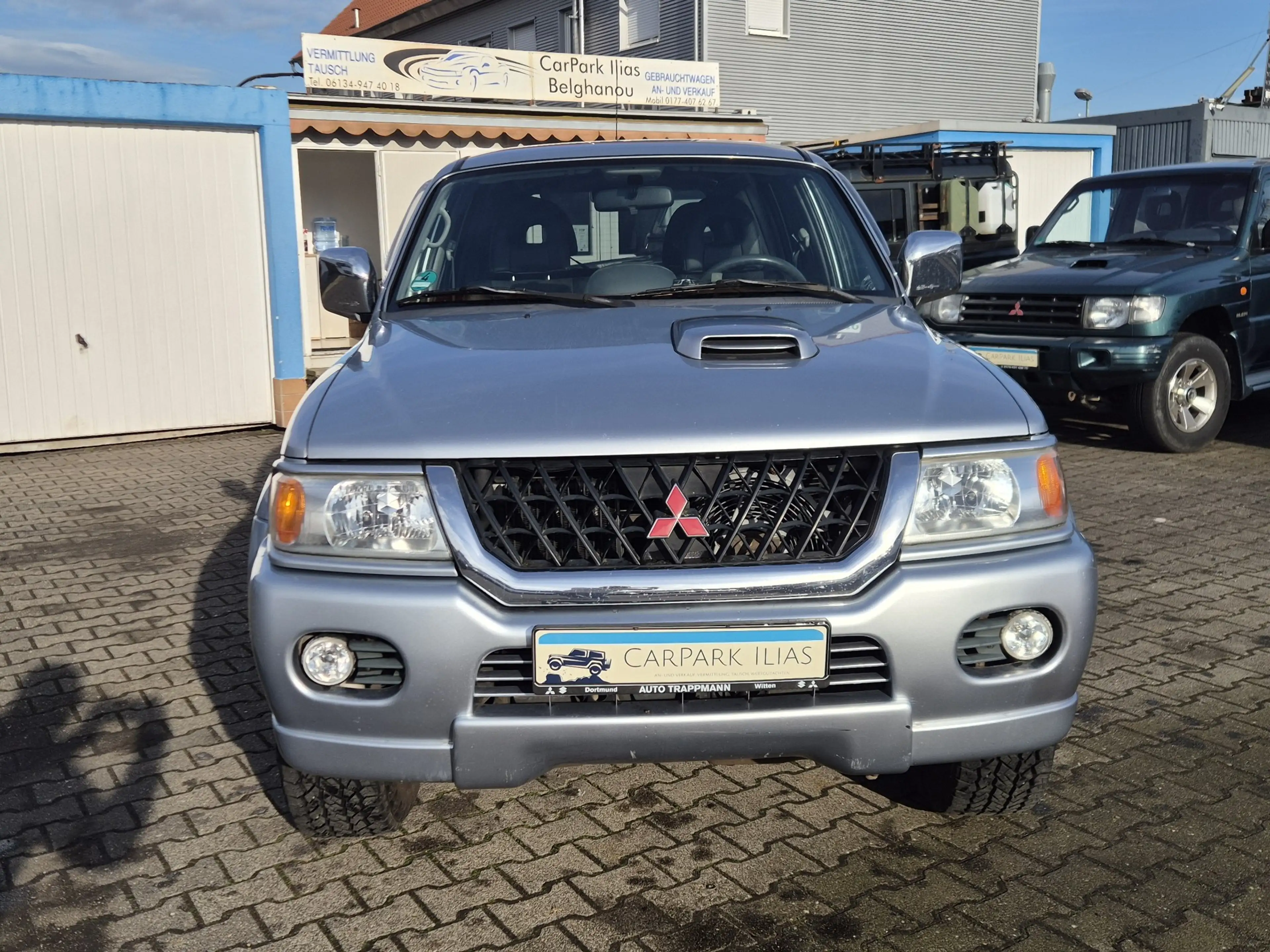 Mitsubishi Pajero Sport 2.5 TD Liberty — photo 3