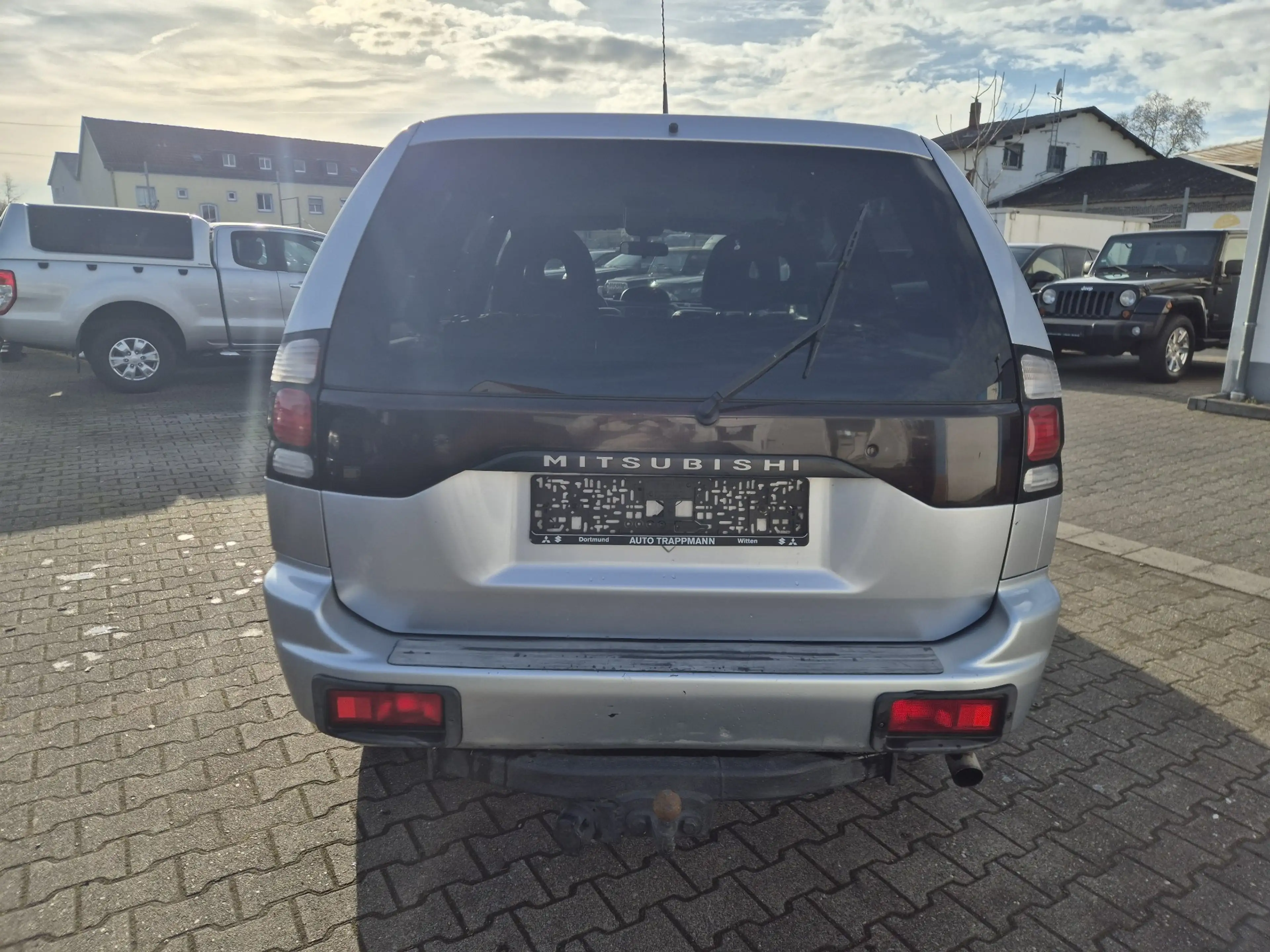 Mitsubishi Pajero Sport 2.5 TD Liberty — photo 8