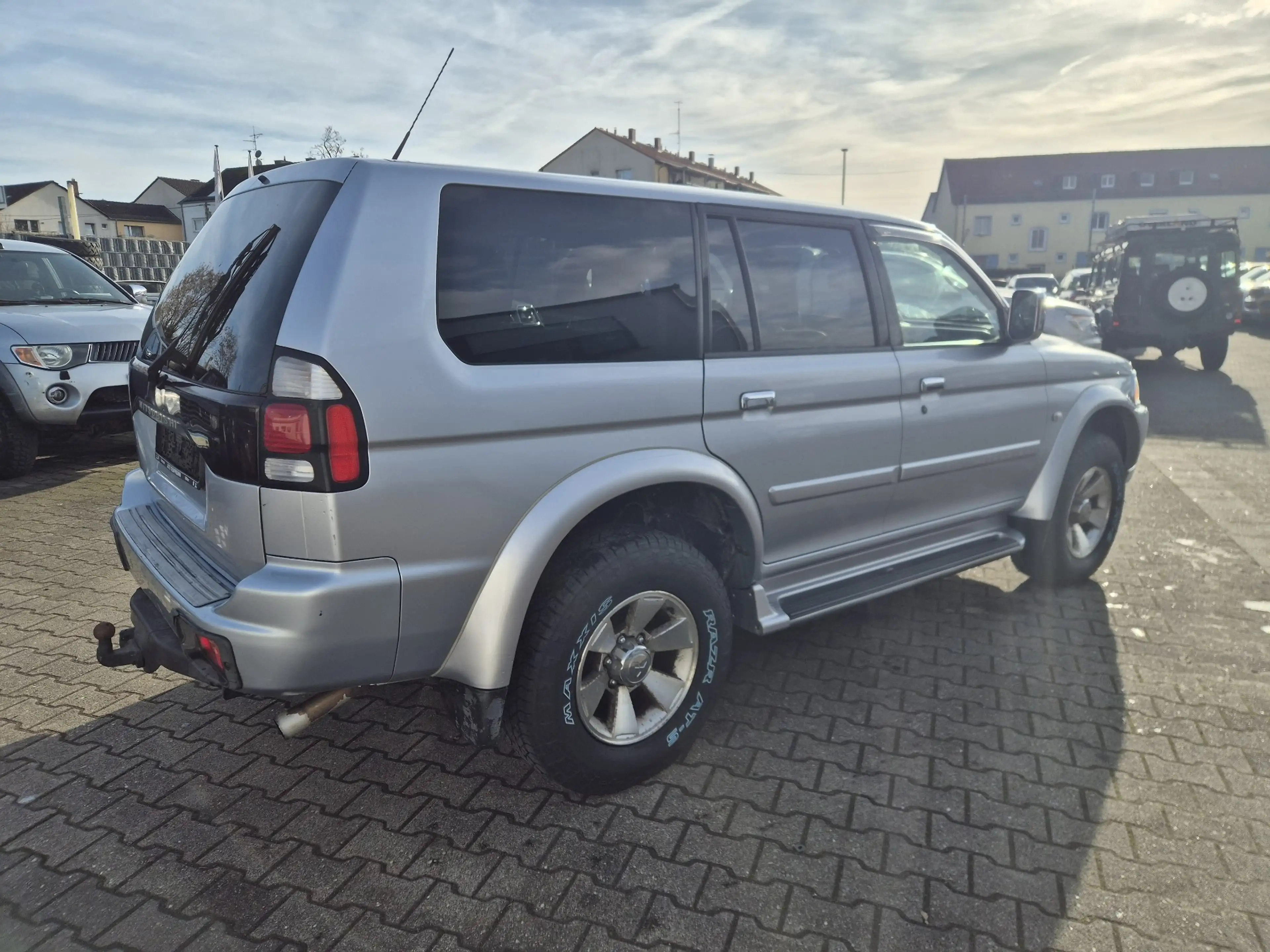 Mitsubishi Pajero Sport 2.5 TD Liberty — photo 9