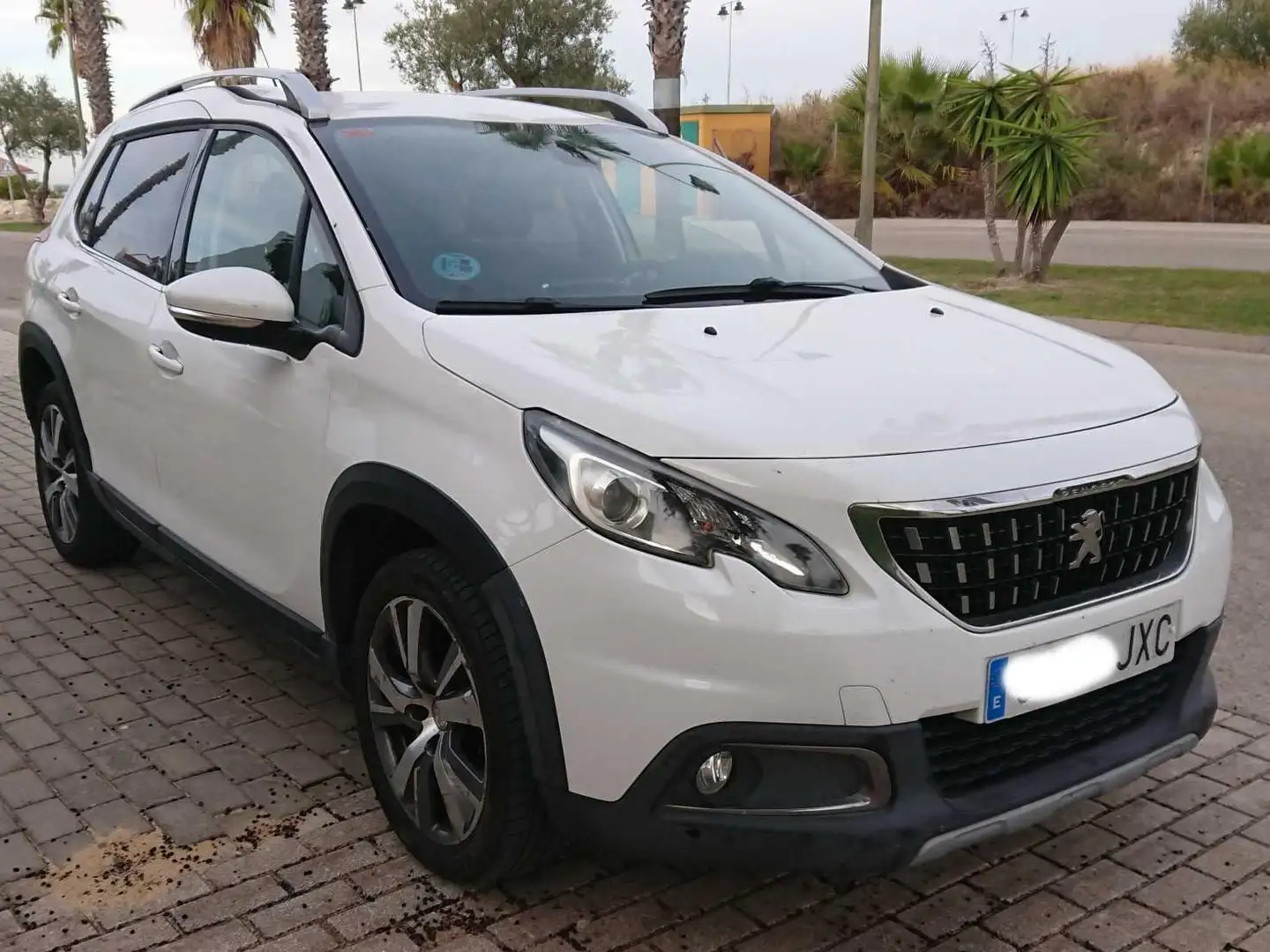 Peugeot 2008 2008 1.6 BlueHDI Allure 100 Allure Blanco - 2