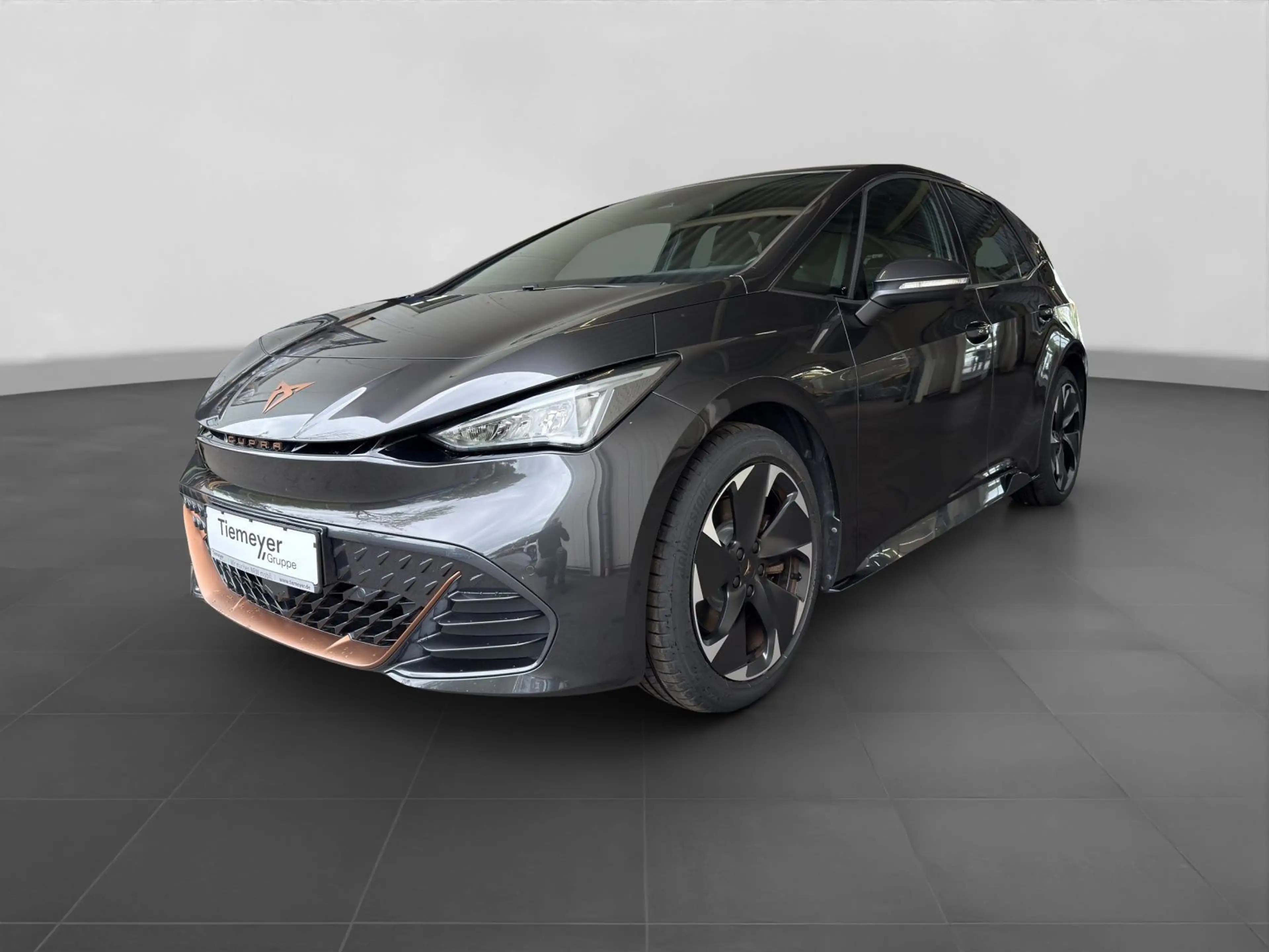 CUPRA Born KAMERA BEATS LED PDC LM19 — photo 2
