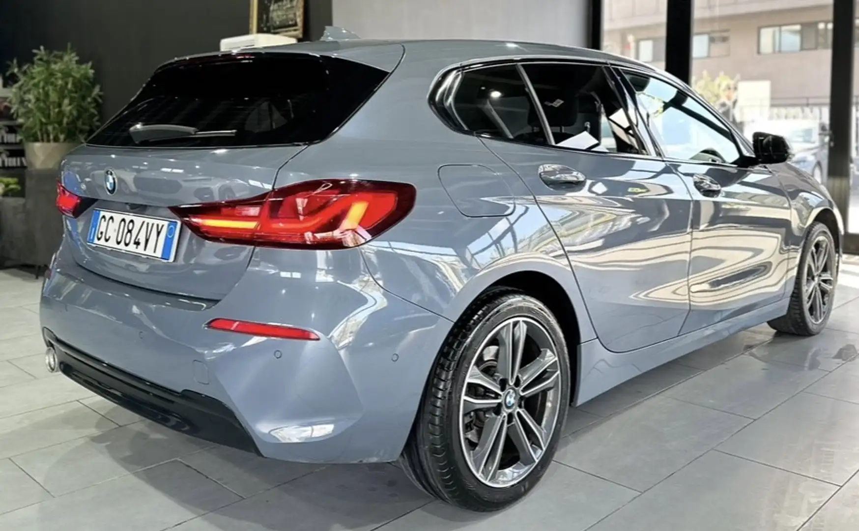 BMW 116 116d Sport auto - 1
