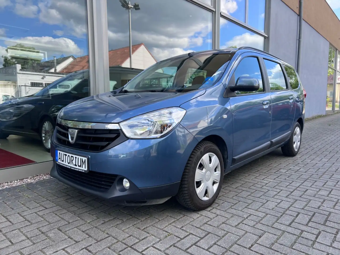 Dacia Lodgy Prestige Diesel Klima Navi PDC Blau - 1