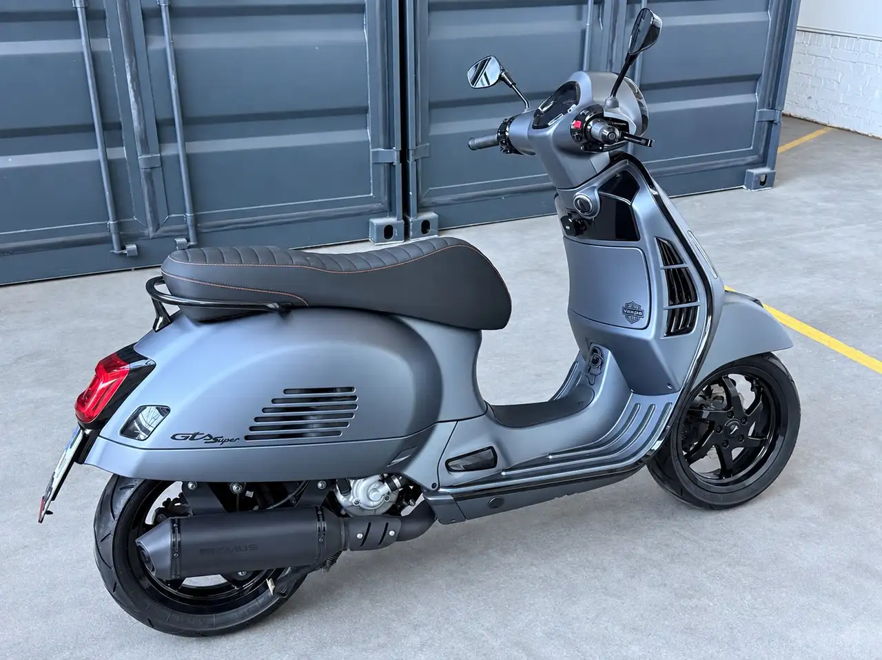 Vespa GTS Super Sport