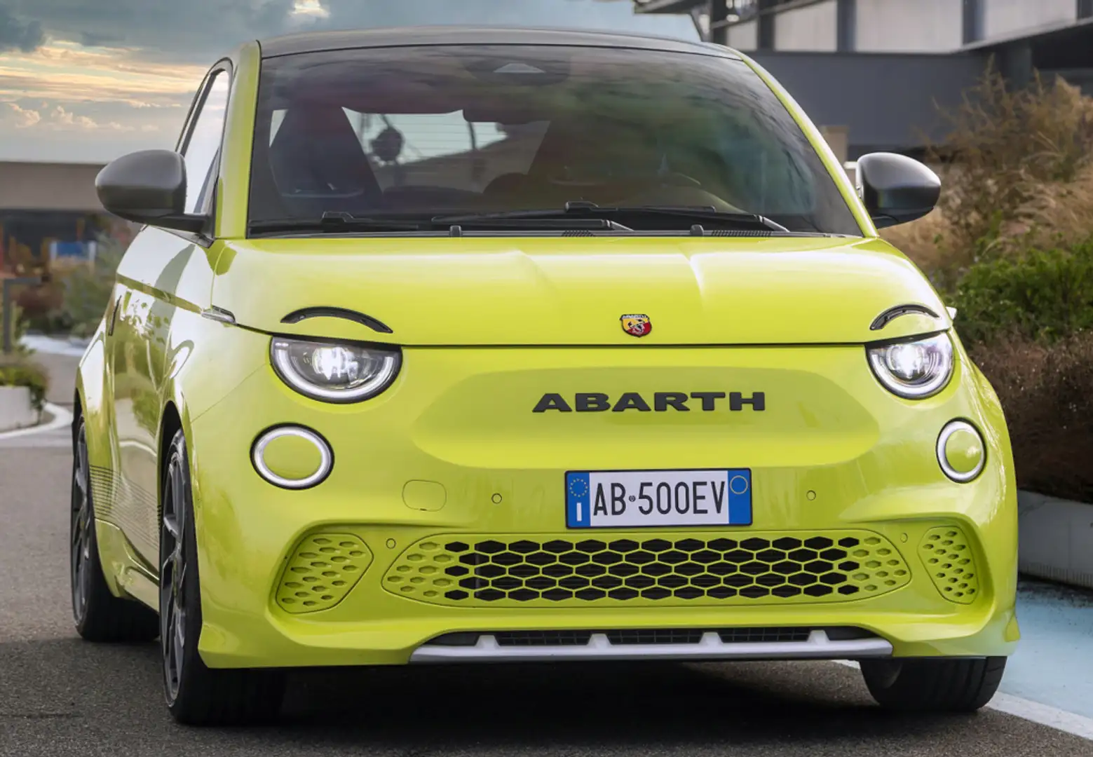 Abarth 500 500E Turismo - 1