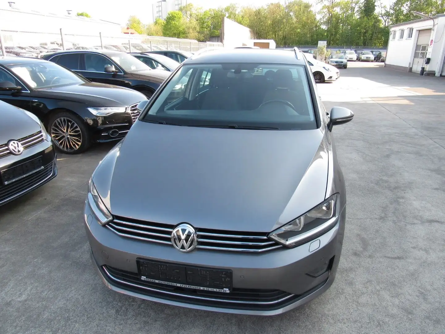 Volkswagen Golf Sportsvan VII Allstar BMT/Start-Stopp,KLIMA Gris - 2