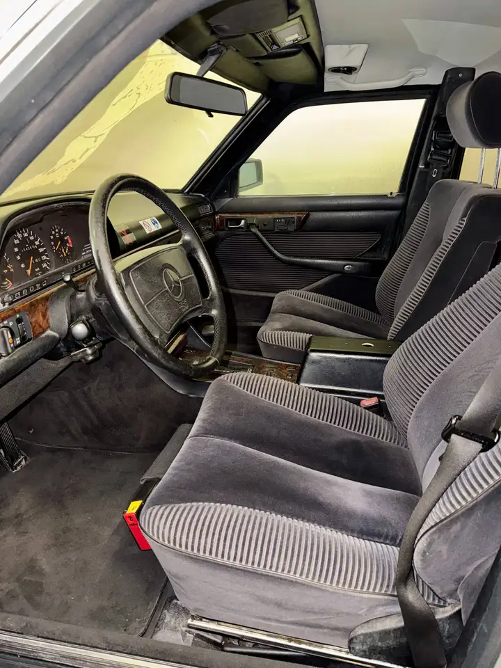 Mercedes-Benz 500 SEL W126, foto 11