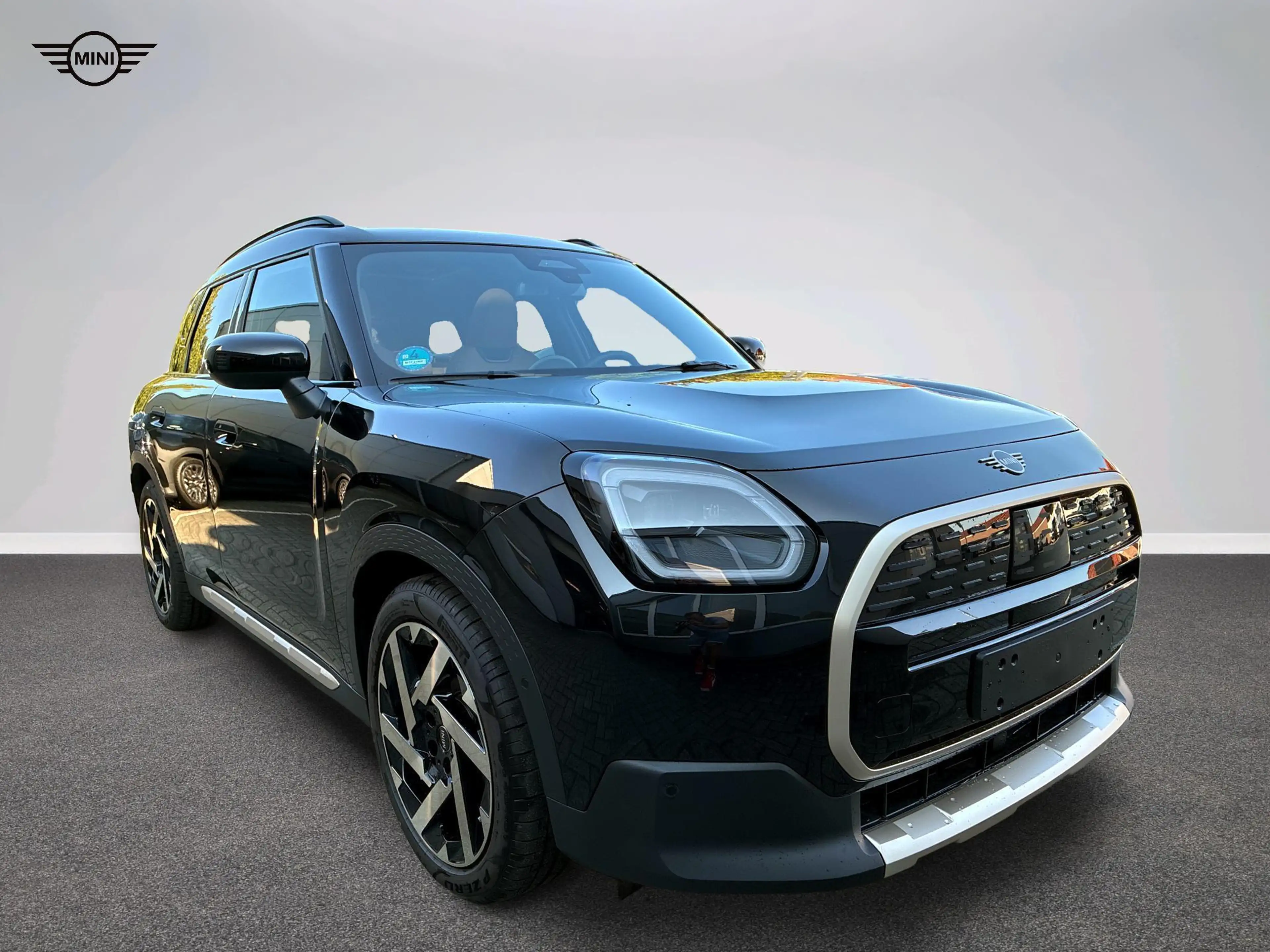 MINI Countryman E Favoured Trim — photo 14