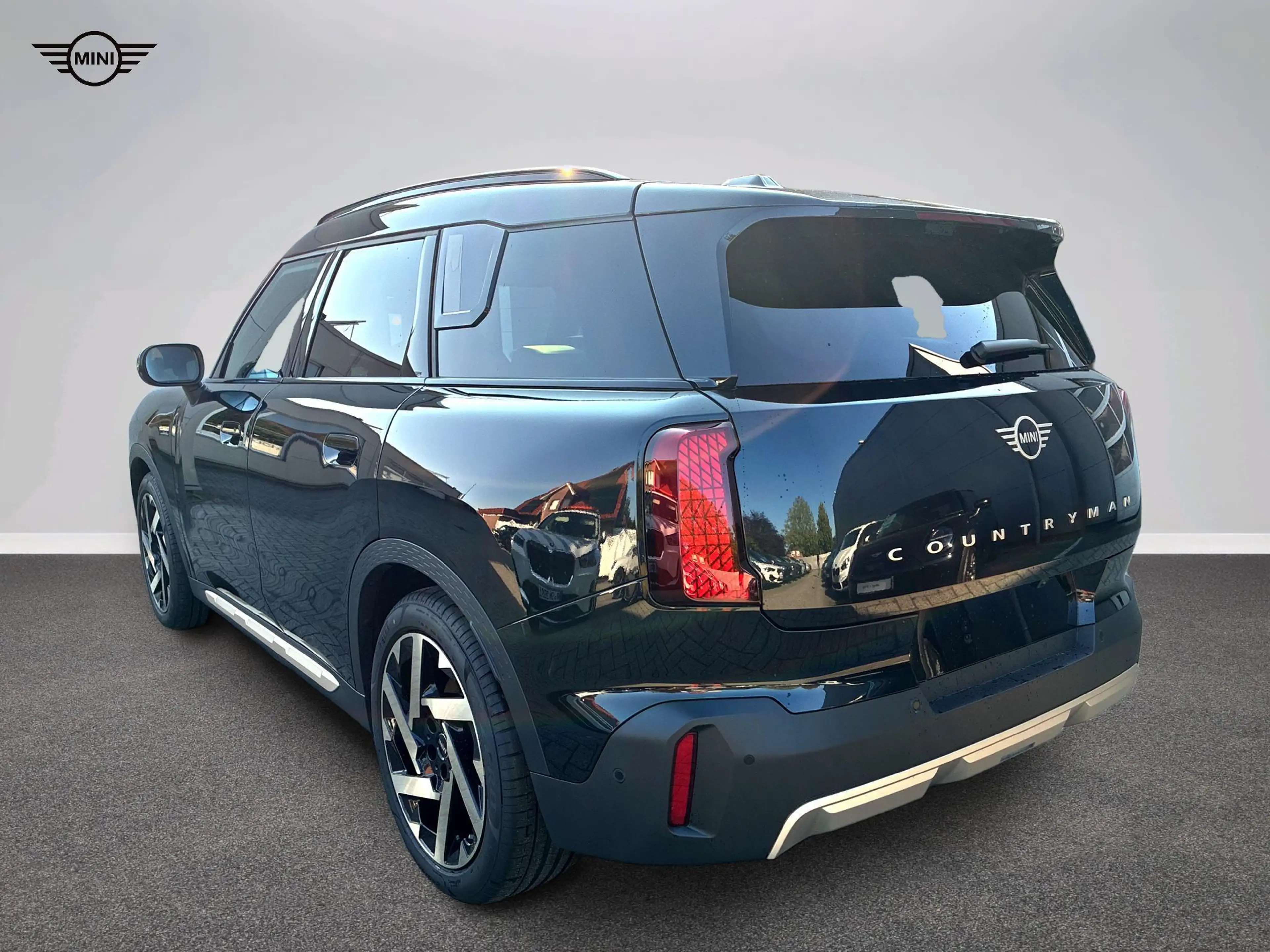 MINI Countryman E Favoured Trim — photo 7