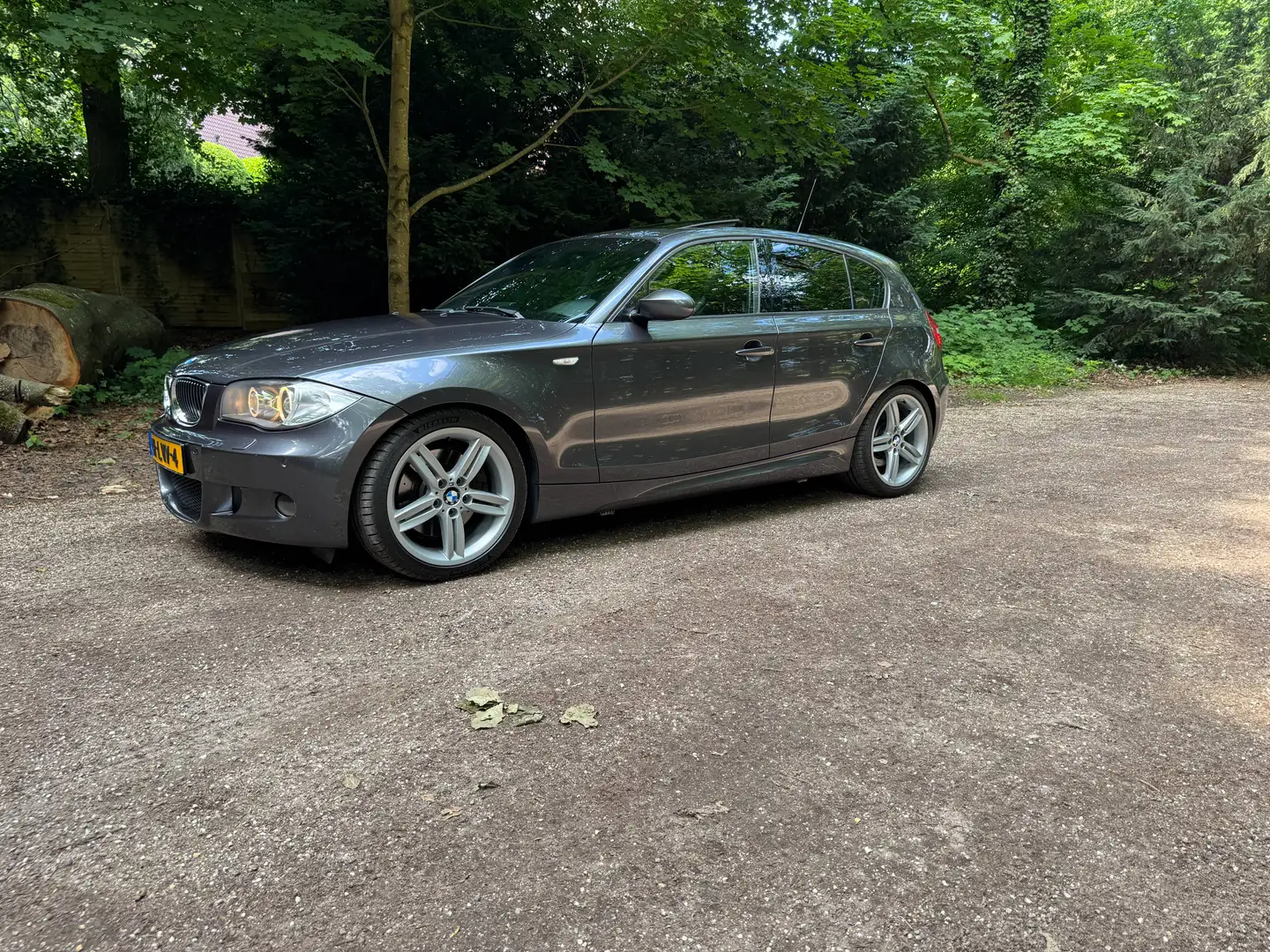 BMW 130 130i E87 LCI M-Sport Grau - 2