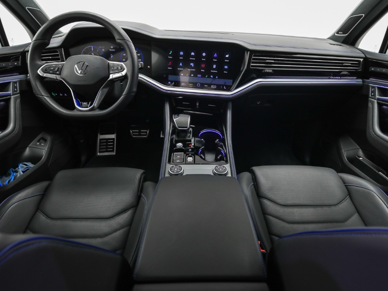 Volkswagen Touareg R 3.0 V6 TSI eHybrid 4M AHK Navi Pano Matrix Leder — photo 7