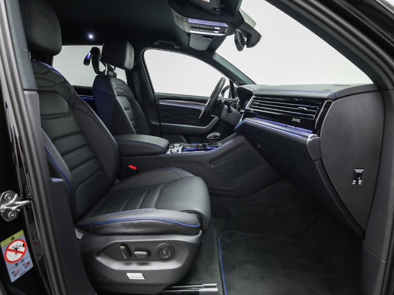 Volkswagen Touareg R 3.0 V6 TSI eHybrid 4M AHK Navi Pano Matrix Leder — photo 12