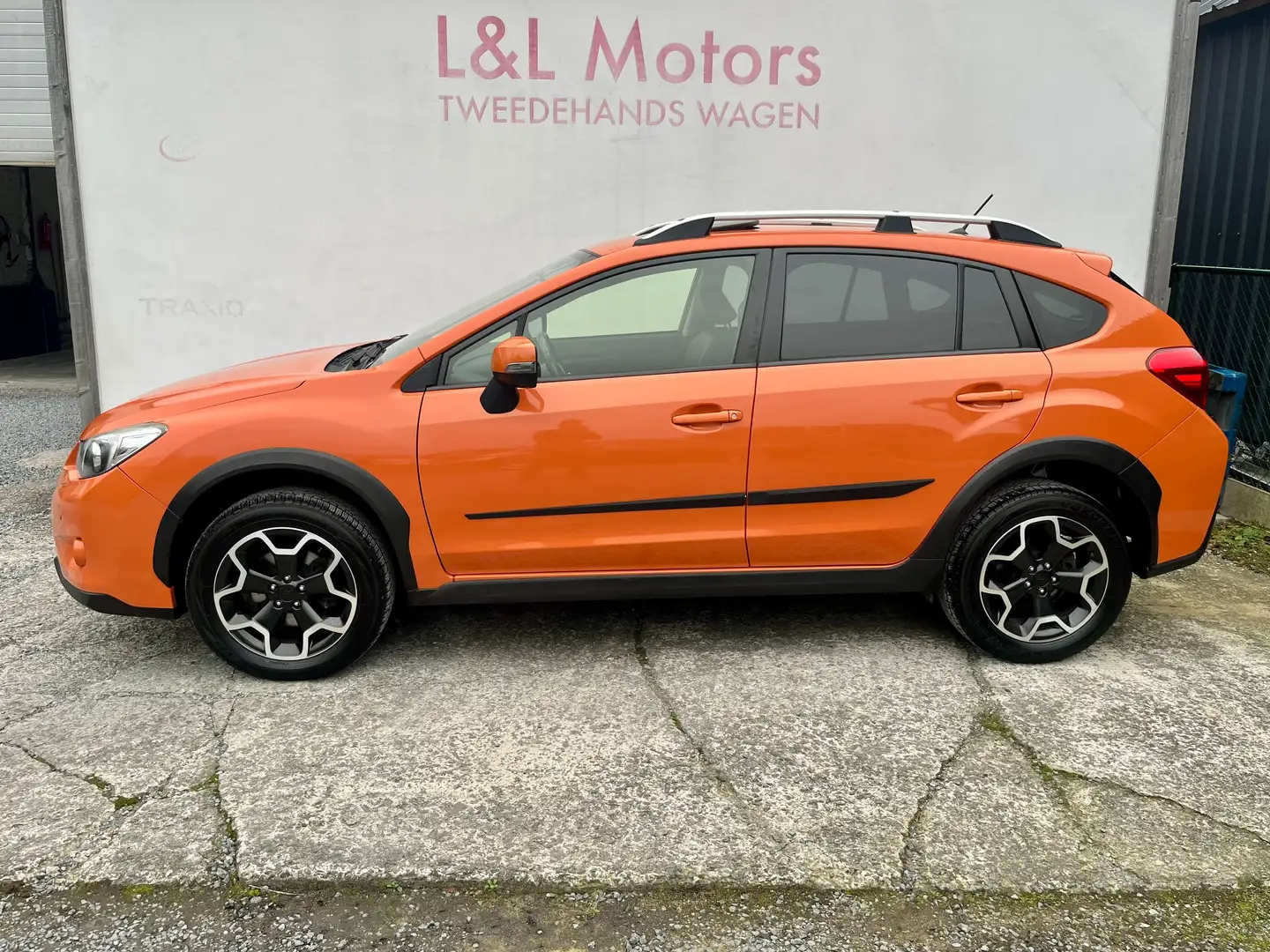 Subaru XV 2.0 D AWD Executive **4X4* Navi Camera Leder** Oranje - 2