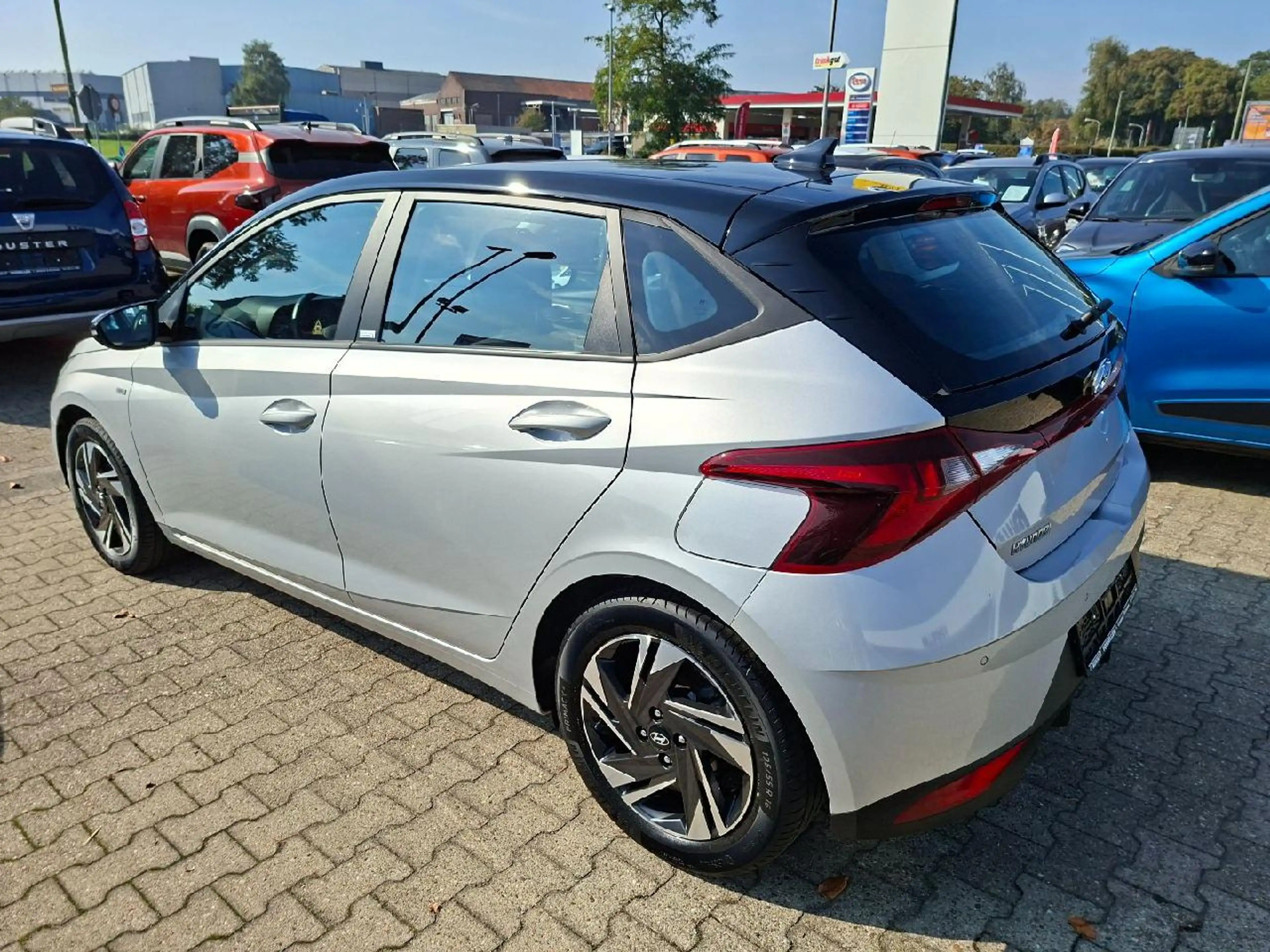 Hyundai i20 Intro Edition Mhd*AppleCar*Klima*SHZ*Navi*DAB+* — photo 4