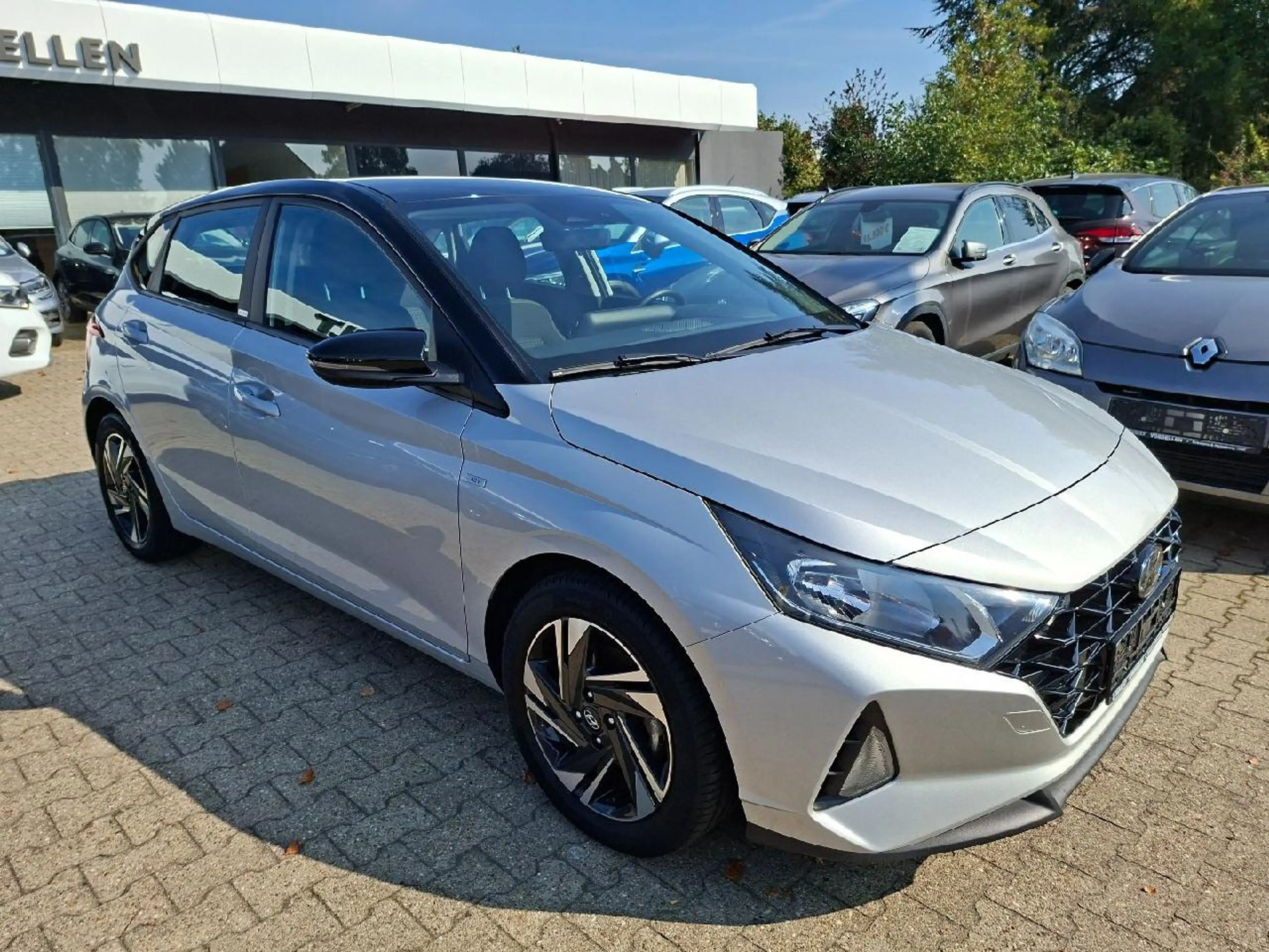 Hyundai i20 Intro Edition Mhd*AppleCar*Klima*SHZ*Navi*DAB+* — photo 2