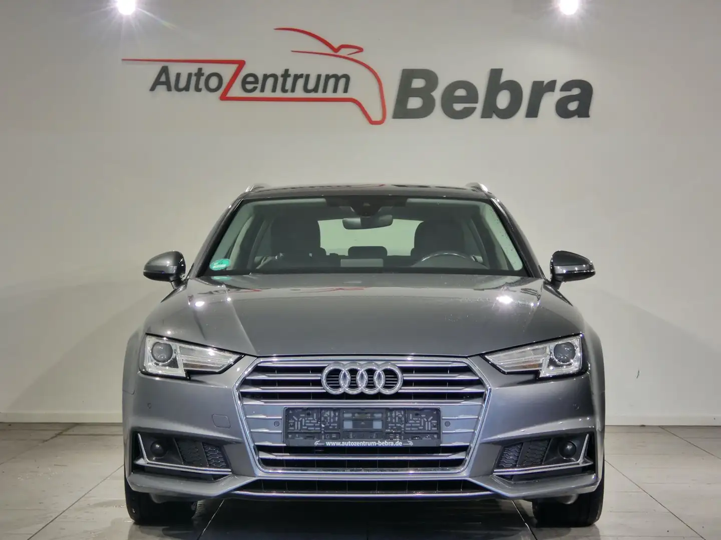 Audi A4 Avant 35 TDI sport LED/Navi/Kamera/SHZ/PDC Grau - 2