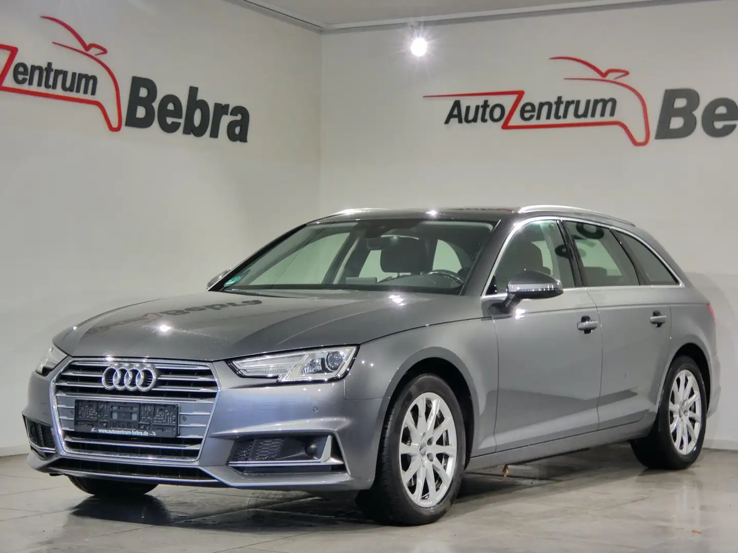 Audi A4 Avant 35 TDI sport LED/Navi/Kamera/SHZ/PDC Grau - 1