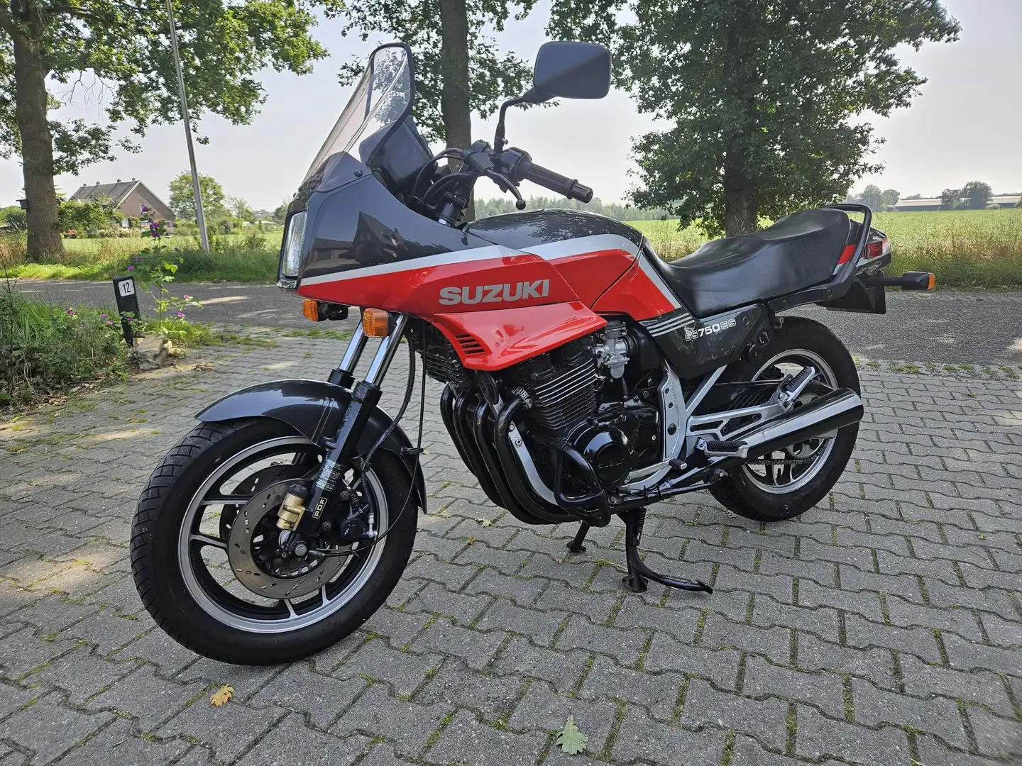 Suzuki GS 750 ES Rood - 1