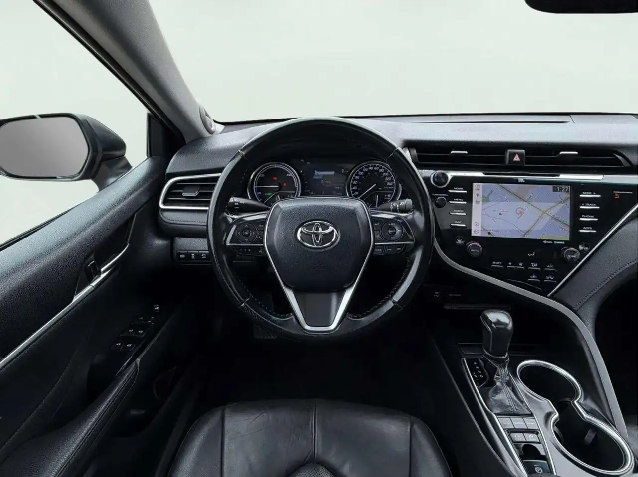 Toyota Camry снимка Toyota Camry