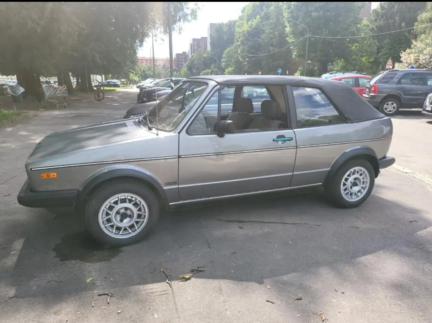 Volkswagen Golf Cabriolet Golf Cabrio 1.3 GL Gris - 1