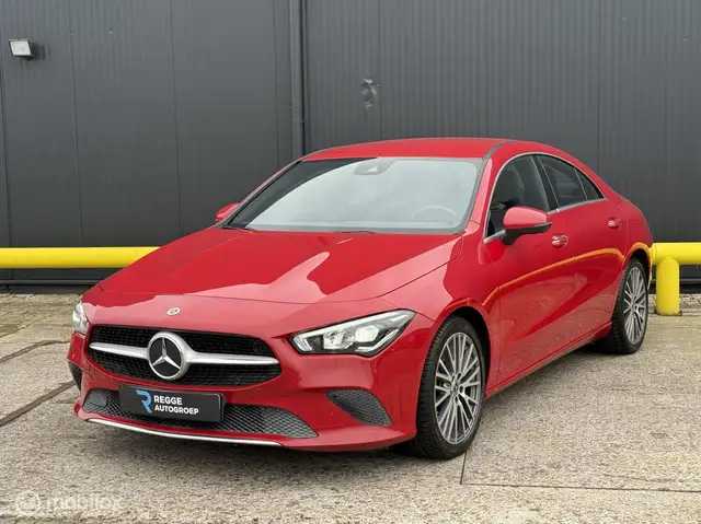 Mercedes-Benz CLA 200 4-Matic Premium Plus