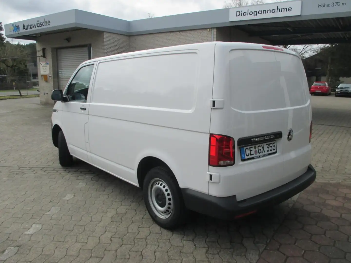 Volkswagen T6.1 Kastenwagen 110 kW Klima Einparkhilfe Weiß - 2