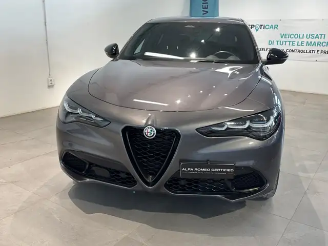Alfa Romeo Stelvio view 2