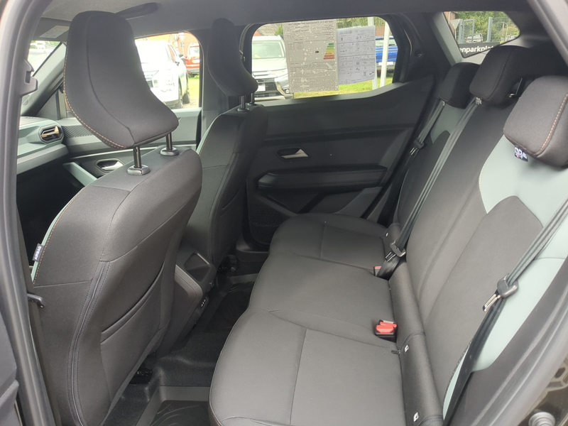 Dacia Duster TCe 140 Extreme SHZ+LKHZ+RFK — photo 10