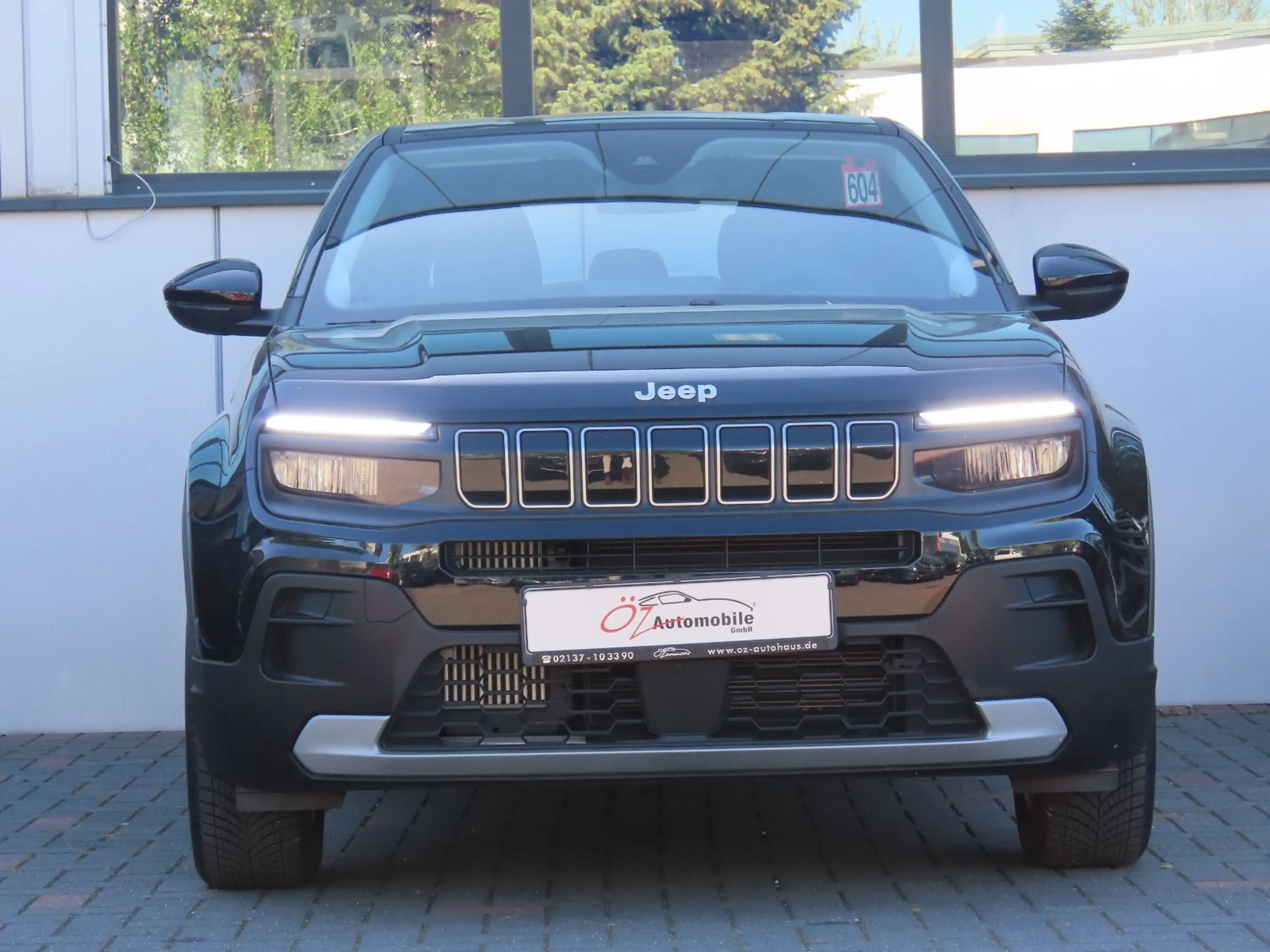 Jeep Avenger 1.2 GSE T3 GDI Klimaauto. Kamera Carplay — photo 2