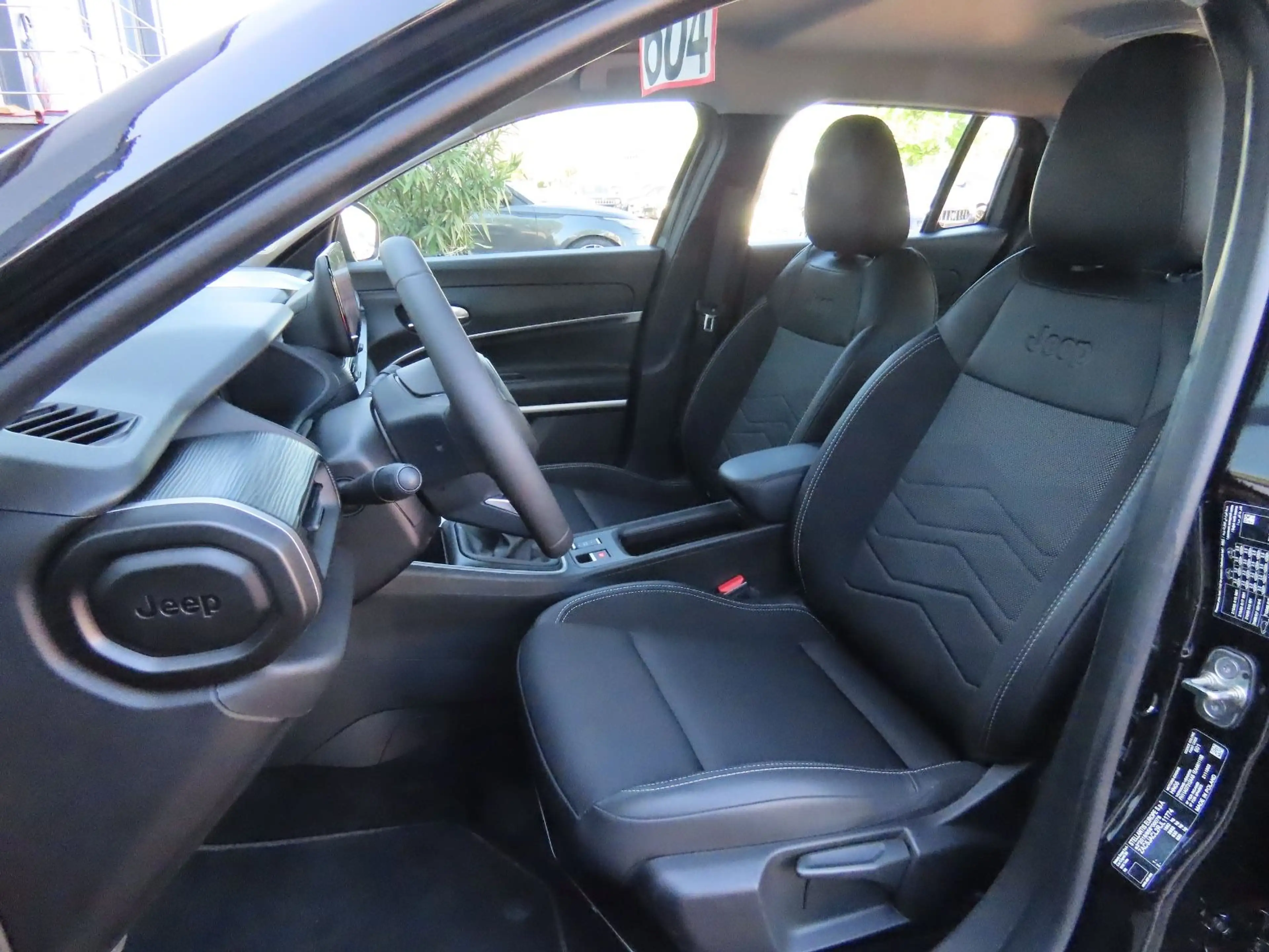 Jeep Avenger 1.2 GSE T3 GDI Klimaauto. Kamera Carplay — photo 14