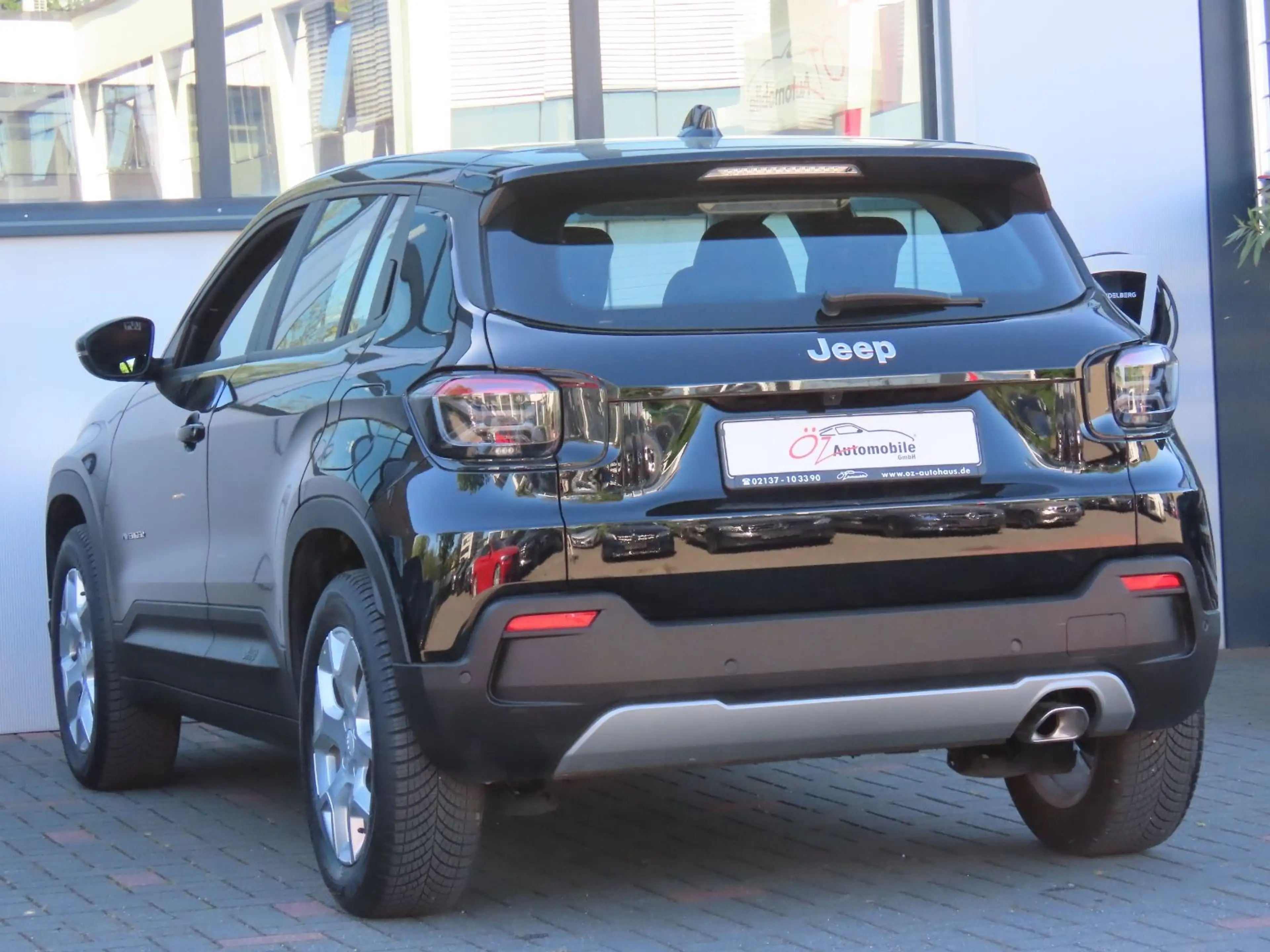 Jeep Avenger 1.2 GSE T3 GDI Klimaauto. Kamera Carplay — photo 10