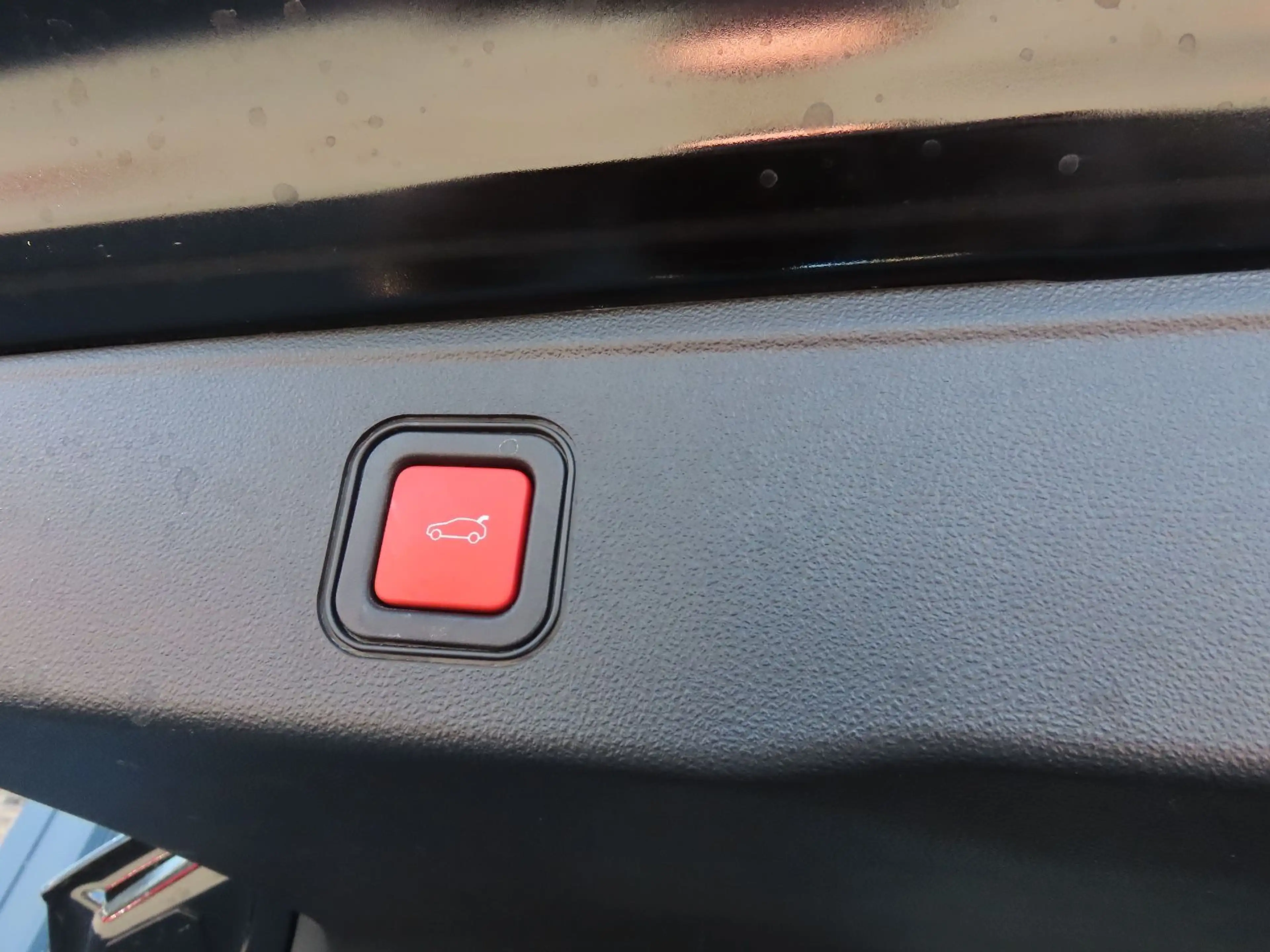 Jeep Avenger 1.2 GSE T3 GDI Klimaauto. Kamera Carplay — photo 9