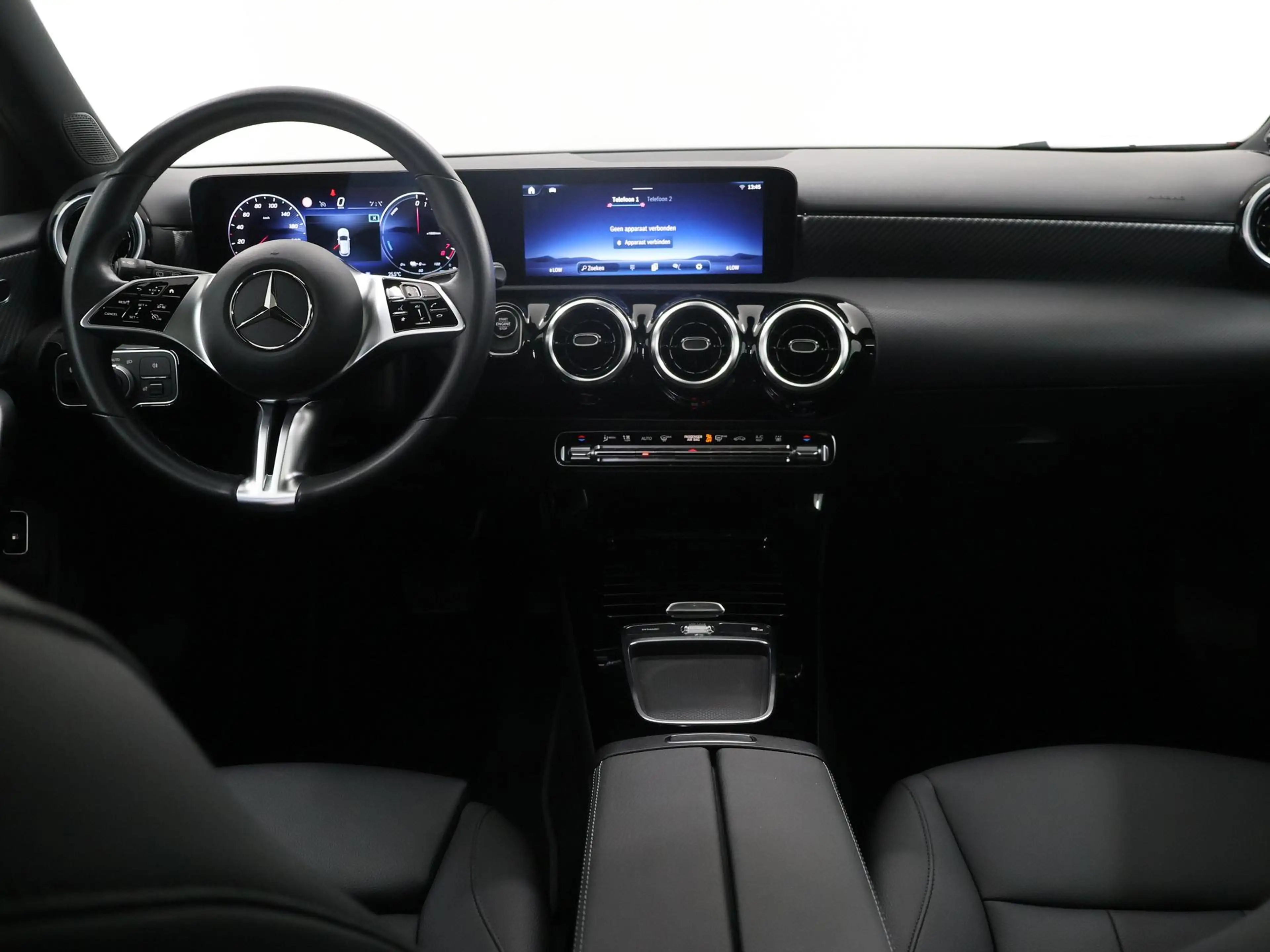 Mercedes-Benz A 250 e Business Line | Panoramadak | Getint glas | Ther — photo 8