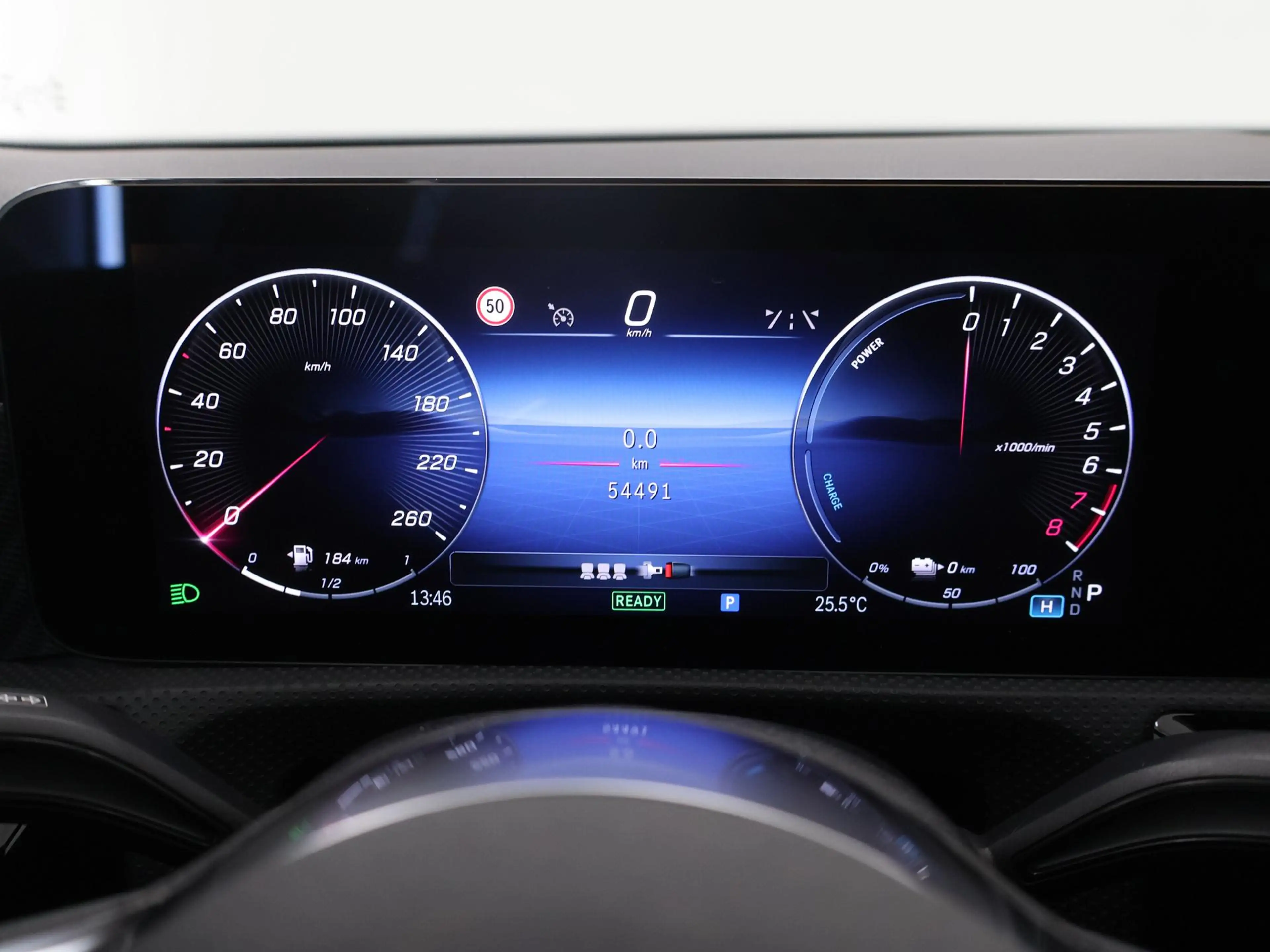 Mercedes-Benz A 250 e Business Line | Panoramadak | Getint glas | Ther — photo 12