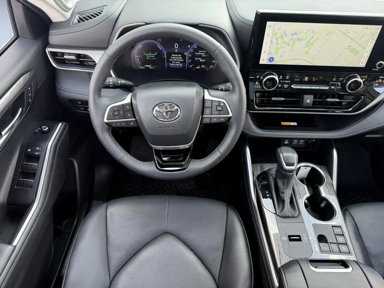 Toyota Highlander снимка Toyota Highlander