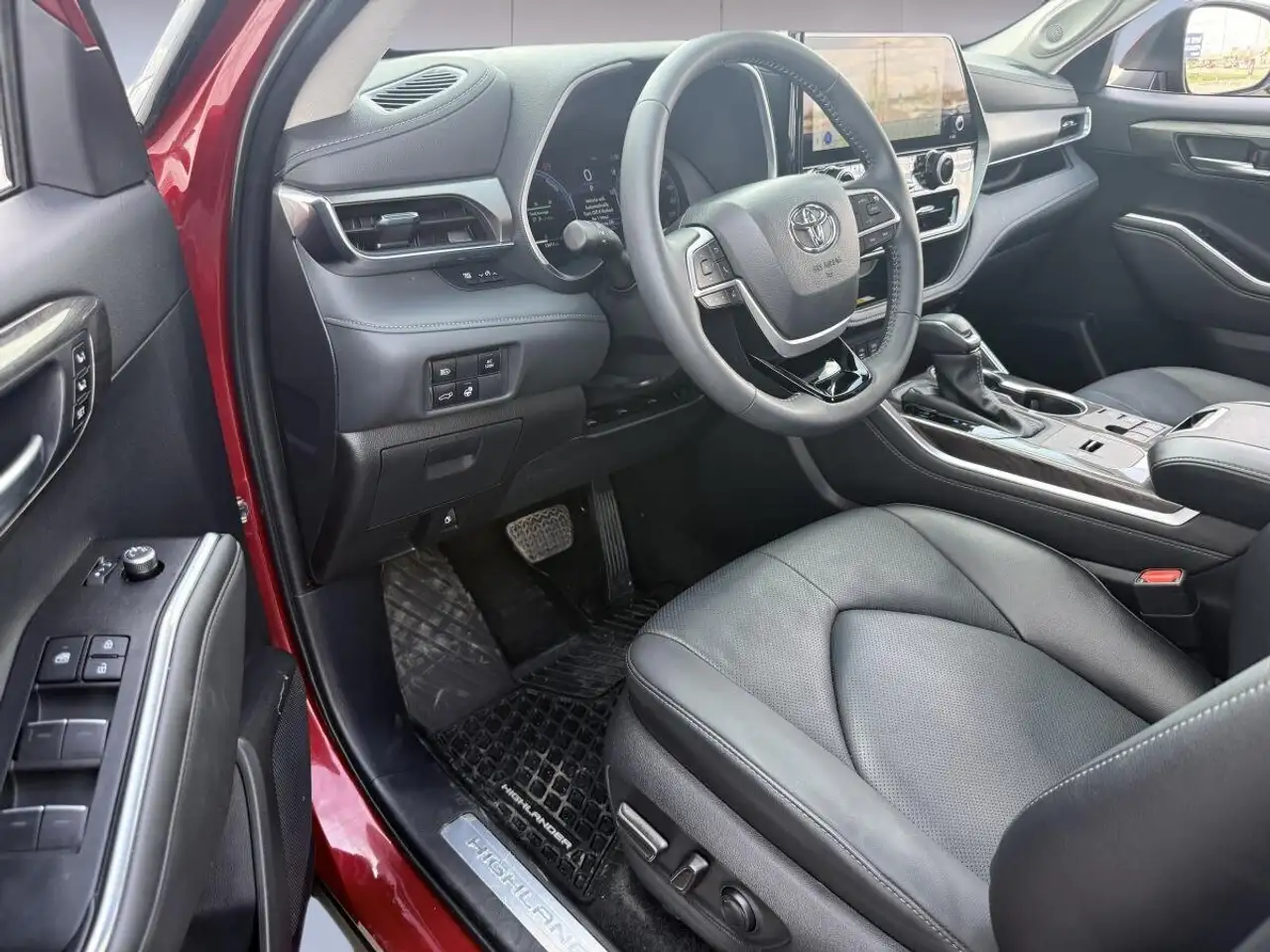 Toyota Highlander снимка Toyota Highlander