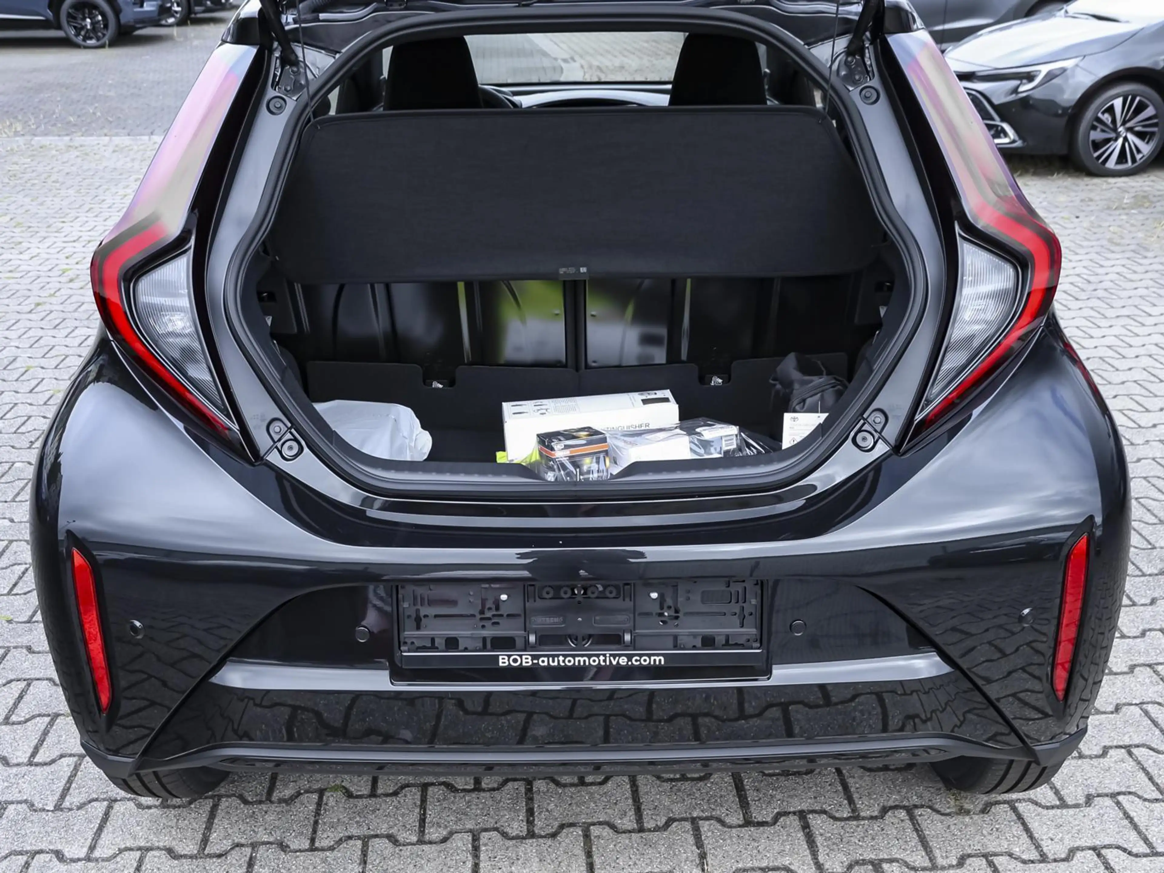 Toyota Aygo X GR SPORT NAVI SHZ PDC KLIMA BT — photo 8