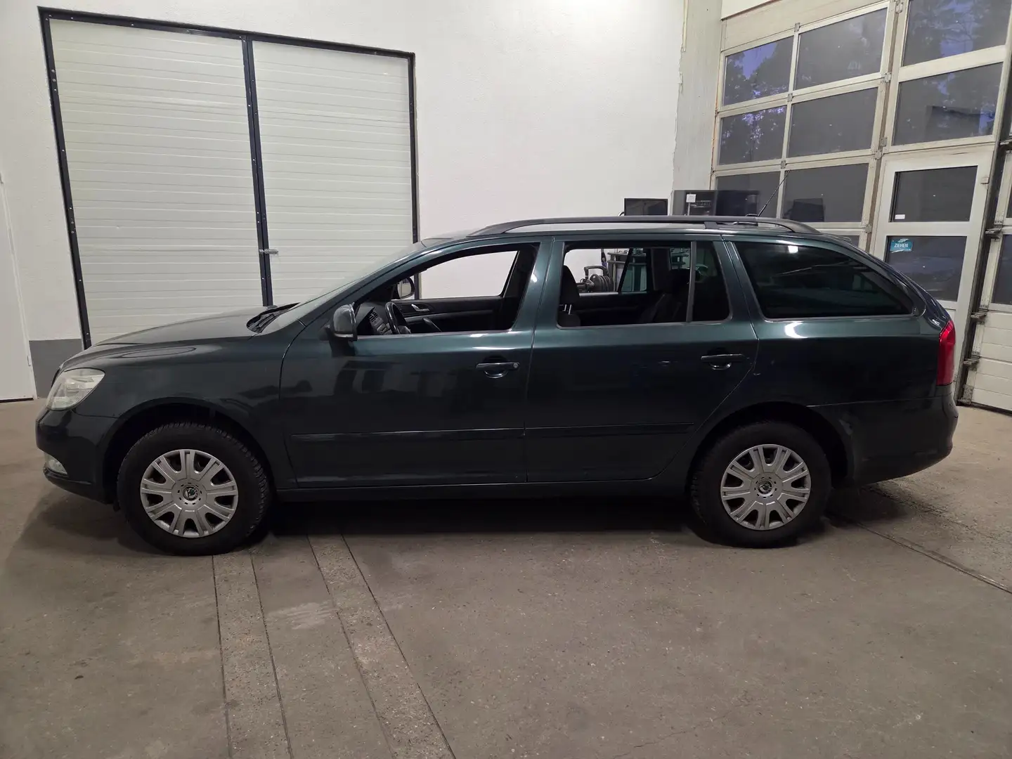 Skoda Octavia Ambition 4X4 Vert - 2
