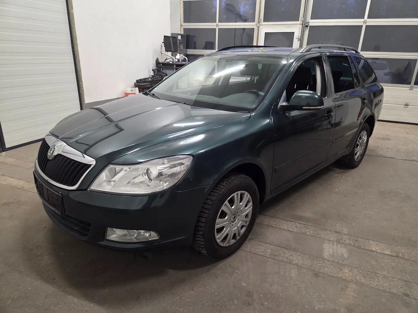 Skoda Octavia Ambition 4X4 Vert - 1