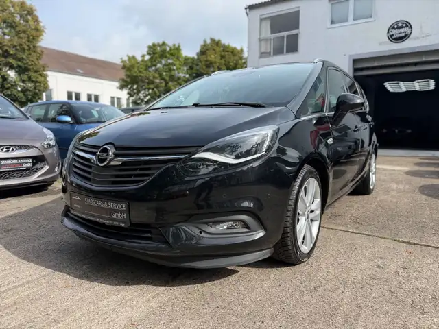 Opel Zafira Tourer ZafiraC*INNOVATION*XENON*KAMERA*AHK*7-SITZER*18"