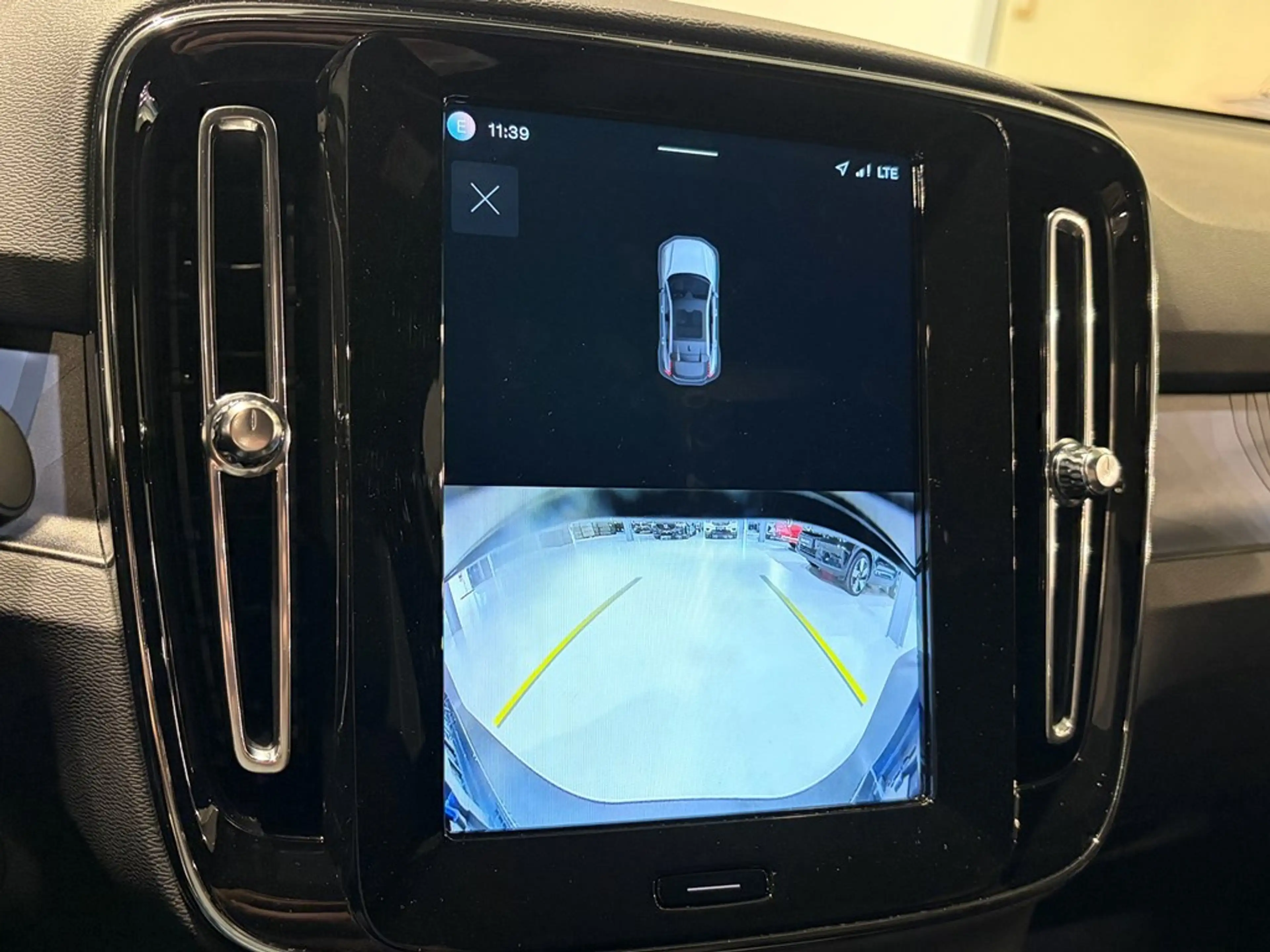 Volvo C40 Recharge Plus Extended Range + electr trekhaak — photo 8