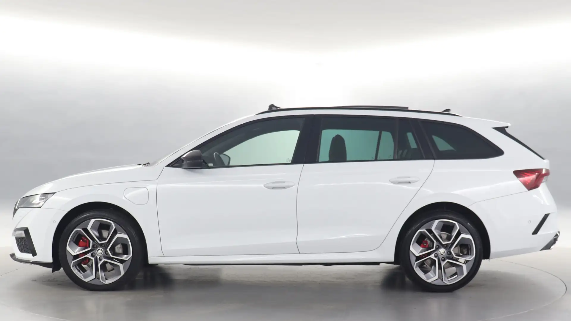 Skoda Octavia Combi 1.4 TSI iV RS 245pk PHEV Business / Panorama Wit - 2