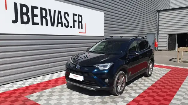 Toyota HYBRIDE 2018 197ch 2WD Dynamic Edition