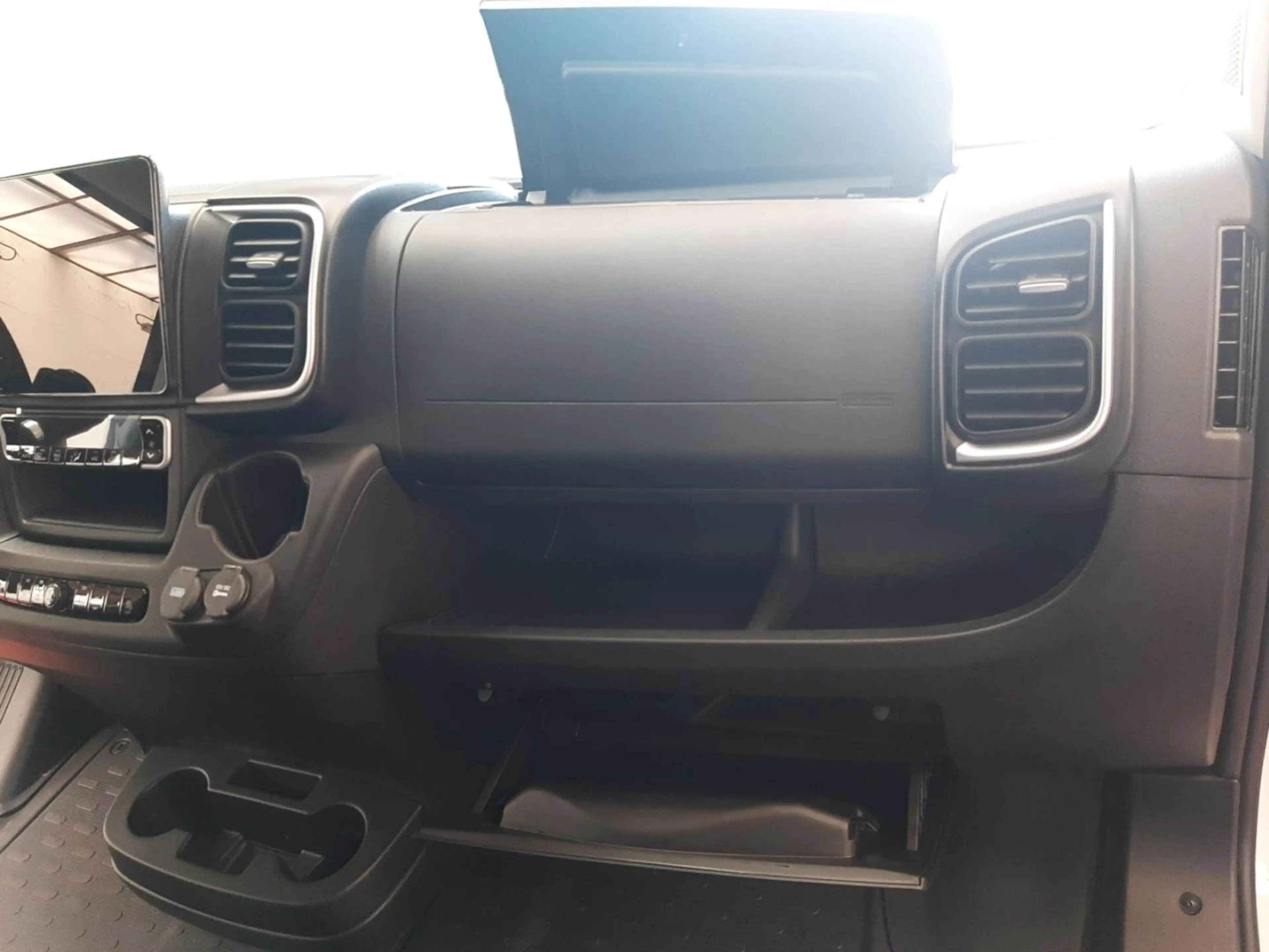 Opel Movano Movano Platform Cabine 3500 Heavy L4 - 2.2 Turbo D — photo 14